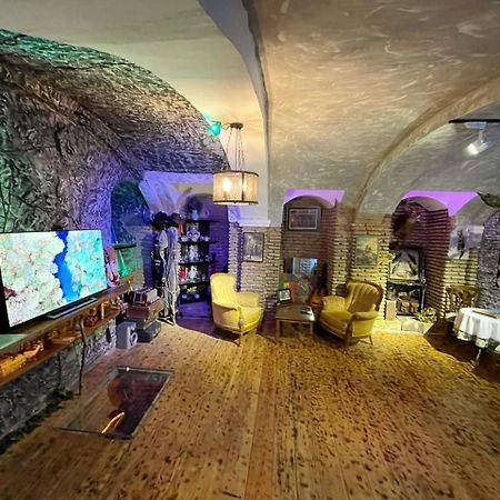 Wine O'Clock Hotel Tbilisi ภายนอก รูปภาพ