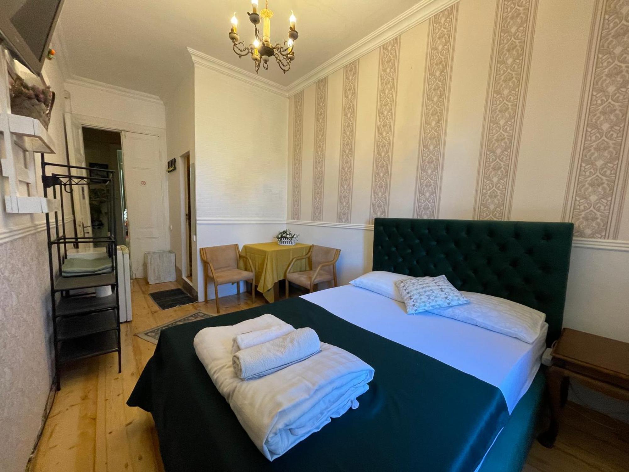 Wine O'Clock Hotel Tbilisi ภายนอก รูปภาพ